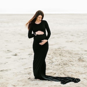 Long Sleeves scoop neck maternity dress, maternity gown, pregnancy photography, Gender Reveal dress, Babyshower Dress, Maternity photos, image 5