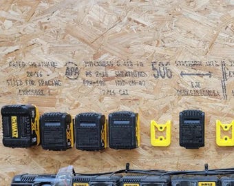 4-pack Dewalt väggmonterad batteriförvaring