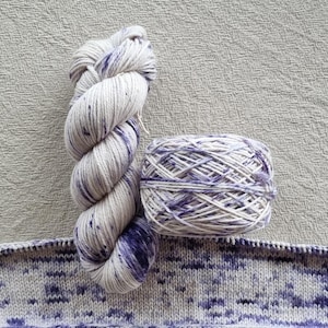 Snowdrift - Hand dyed Australian SRS Merino yarn, non-superwash, non-mulesed, 100g