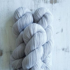 Silver Lining - Hand dyed Australian SRS Merino yarn, non-superwash, non-mulesed, 100g