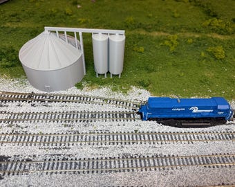 Grain Silos N Scale / 1:160 Gauge/ Prebuilt - No Assembly Required