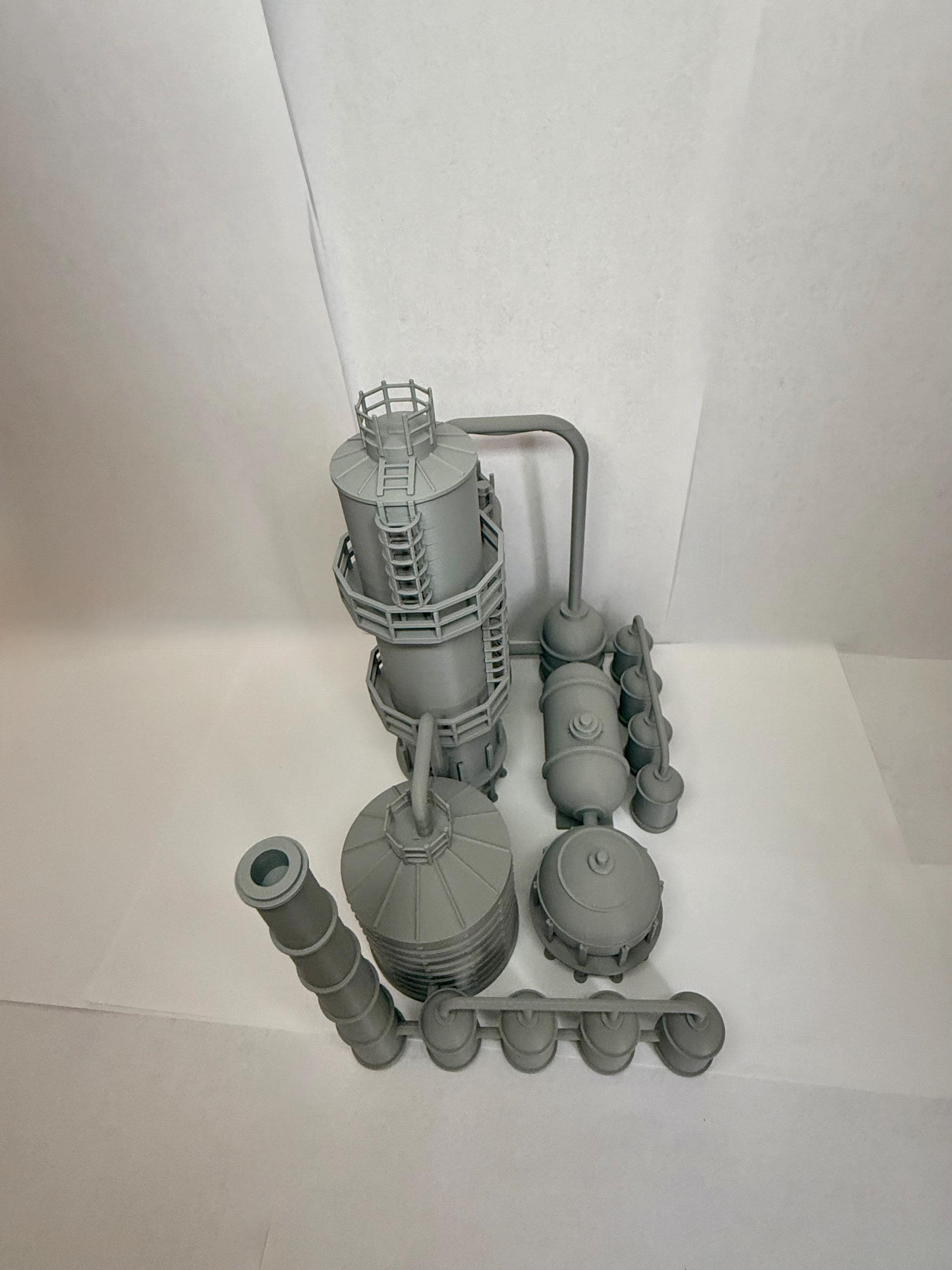 Ho Scale Oil Rig HO Scale Oil Refinery / 1:87 Gauge/ Prebuilt Model - Fuel Tank Storage ...