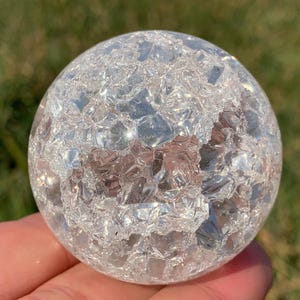 1.9 &#39;&#39;+ Magische Klare Aura Crackle Sphere, Kristallglas Ball, Quarzkristall, Kristallkugel, Kristallkugel, Dekoration Geschenke 1Stk