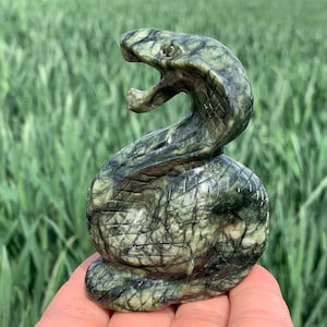 3.1&#39;&#39;+ Natural Green Jade quartz,quartz crystal,hand carved,Crystal Snake,Snake skull,Crystal Gifts 1PC