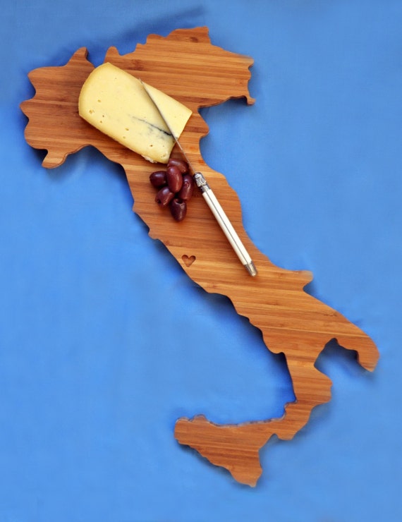 Personalized Cutting Board Gourmet Gift Italy Shaped 