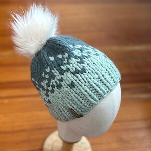 Handknit Merino Wool Beanie: White & Lavender Snowflake Hat  display picture 2