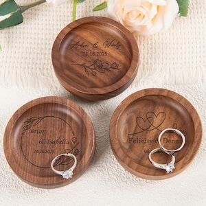 Custom Round Wooden Ring Dish, Engraved Wooden Wedding Ring Dish, Engagement Ring Holder, Wedding Gift, Gifts for Newlywed, Anniversary Gift