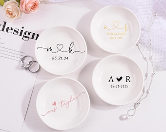 Engagement Gifts, Wedding Ring Dish, Personalized Ring Dish, Gifts for Couple, Gifts for Her, Gift for Bride, Ring Holder Dish, Best Friend