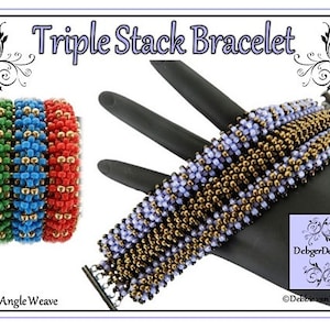 Könnte beinhalten: Triple Stack Armband, ein Armband aus Perlen, hergestellt mit Rechtwinkligem Weben. Das Armband ist in drei verschiedenen Farbkombinationen dargestellt: Grün und Gold, Blau und Gold sowie Rot und Gold.