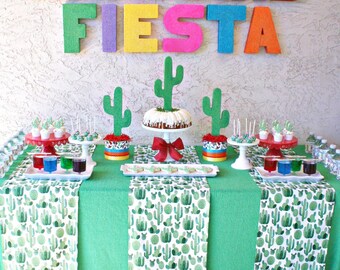 BOHO Party, BOHO Style, FIESTA, Cactus Table, Cactus Party, Cactus Decor, Cinco de Mayo, Cactus Fabric, Cactus, Table Runners, Green Party