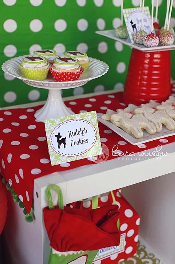 Table Runner, Polka dots, Table linens, Table runners, Vintage Rudolph, Holidays, Gingerbread Party, Winter Candyland, Polka dots party Il_570xn