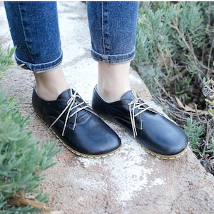 Women Barefoot OXFORD, Moccasin Shoes for Businesswoman SMOOTH BLACK Leather Handmade Zero Drop, Earthing Grounded Shoe, Northern Soul Dance