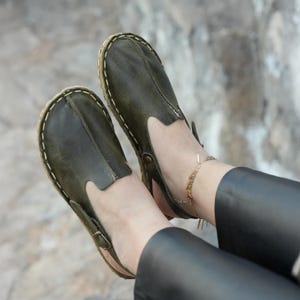 Handmade Leather Barefoot Sandals: Wide, Copper Grounding, Hippie Vintage