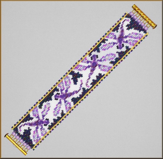 Flamingo Triangle III Peyote Bracelet Pattern by Kristy Zgoda