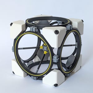 Portal 2 Contraption Cube - 1:4 Scale