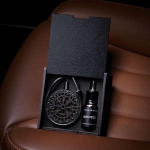 Luchtverfrisser voor in de auto Handgemaakt Viking-kompas en kruisontwerp– | Langdurige geur