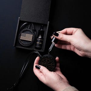 Diffusore di deodorante per auto di lusso: eleganza artigianale e aroma di lunga durata