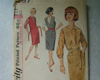 Vintage 1960s Misses Jumper and Blouse Pattern - Simplicity 5067 - 34 Bust - Size 14