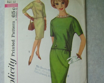 Vintage 1960's Women's Dress Pattern - Simplicity 4769 - 32 Bust