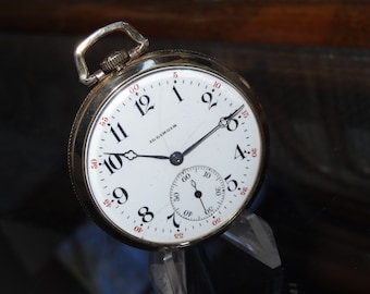 Nice Sharp Illinois Gentleman's 12 Size 19 Jewels Pocket Watch