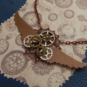 Copper Steampunk Gear Necklace: Handmade Industrial Cosplay Jewelry