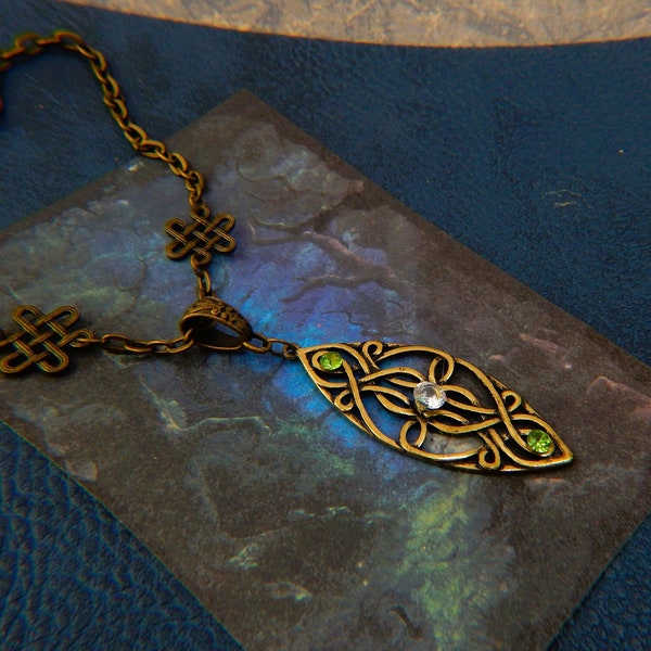 Gold Celtic Necklace, Celtic Knot Jewelry / Infinity Jewelry, Pagan Jewelry, Viking Necklace, Gold Celtic Jewelry, Shield Maiden
