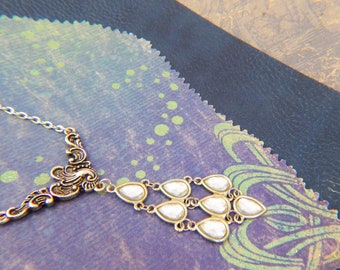Collar Art Nouveau con colgante de plata estilo vintage / Collar de araña, joyería hecha a mano / Collar de filigrana, núcleo de hada de fantasía