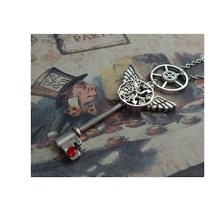Wonderland Necklace, Alice in Wonderland Jewelry / Fantasy Jewelry / Wonderland Key, Assemblage Jewelry, Cosplay Jewelry