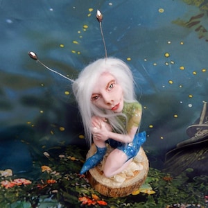 Muñeca de arte de hadas OOAK Pixie: Figura de arcilla polimérica hecha a mano