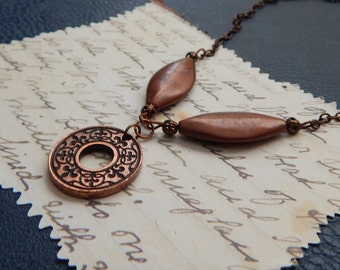 Copper Eternal Circle Necklace / Cottage Core Necklace / Nature Jewelry, Flower Jewelry, Infinity Necklace, Nature Necklace, Fairy Core