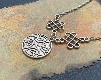 Celtic Necklace / Silver Celtic Knot Pendant / Pagan Jewelry, Viking Jewelry, Infinity Knot Jewelry, Norse Necklace, Knot Jewelry