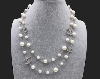 Pre-Owned Chanel Pearl Necklace, CC Logo Layered Necklace, Silver Tone Chain, Like New Condition, Elegant Designer Jewelry Gift for Her