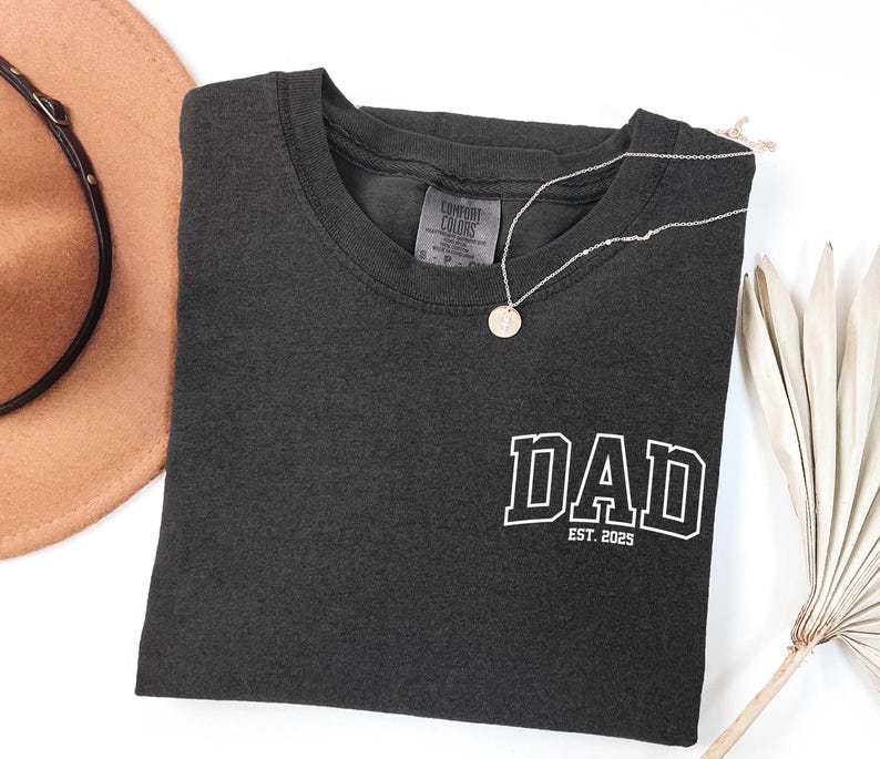Comfort Colors Dad Est. Year Shirt, Custom Father's Day Gift Bild 3