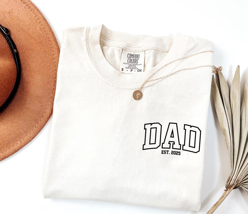 Comfort Colors Dad Est. Year Shirt, Custom Father's Day Gift Bild 2