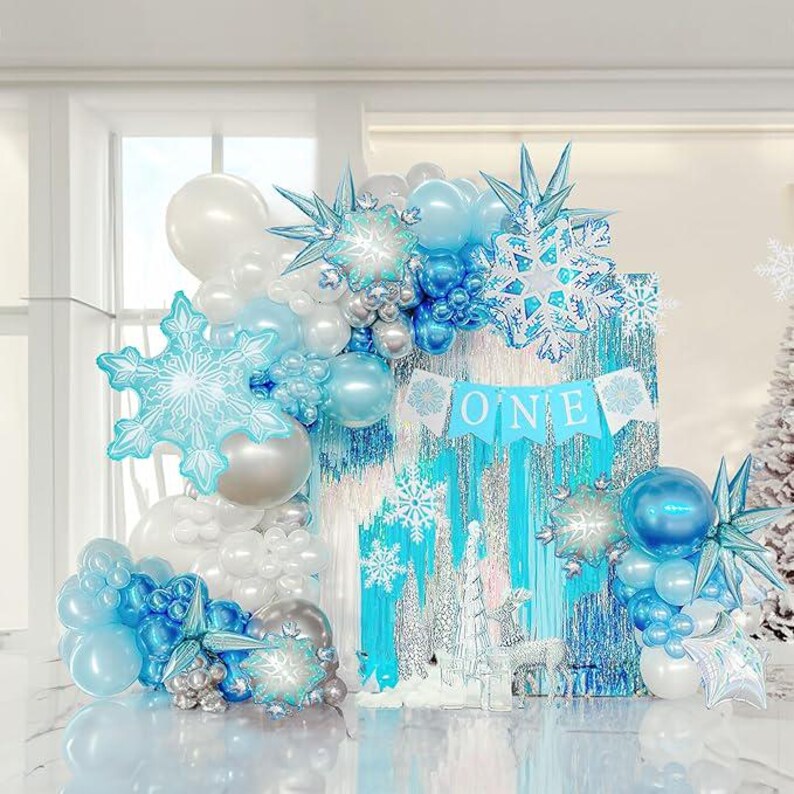 158PCS Winter Wonderland Balloon Arch Kit With Blue White Snowflake ...