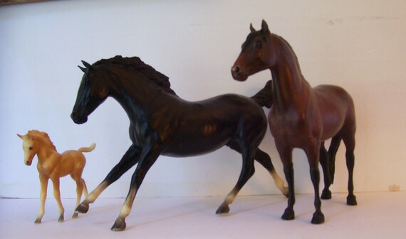 Small sales breyer horses