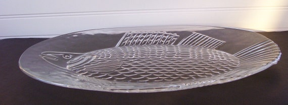 Glass fish platter 2025