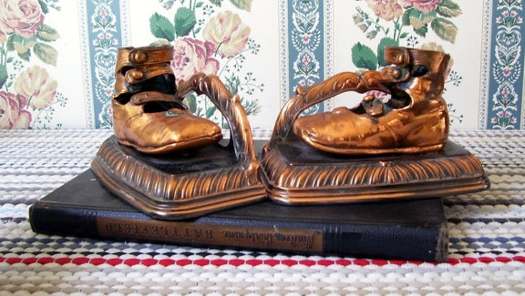 Bron Shoe Co. Copper Baby Shoe Bookends, Bronzing, Pair of Bronzing