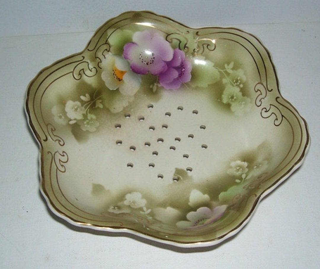 Footed Porcelain Soap Dish With Drainage Holes in the Bottom, Vanity