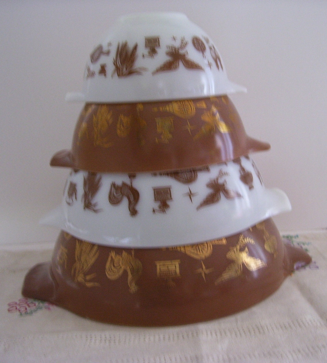 Pyrex Americana Stacking Bowl Set 441 442 443 444 - Etsy