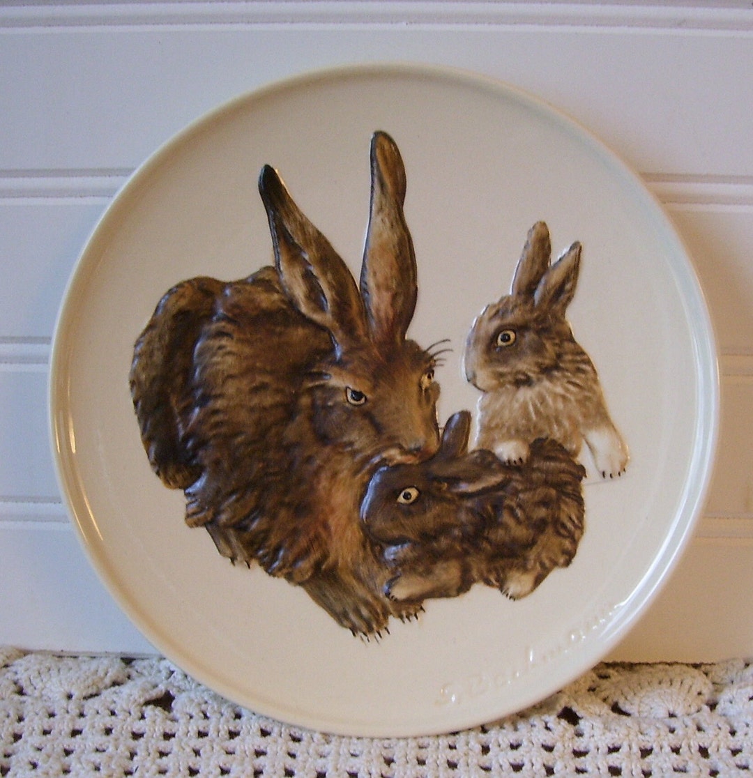 Goebel First 1975 Plate Rabbits Mothers Series Bas Relief Collectors