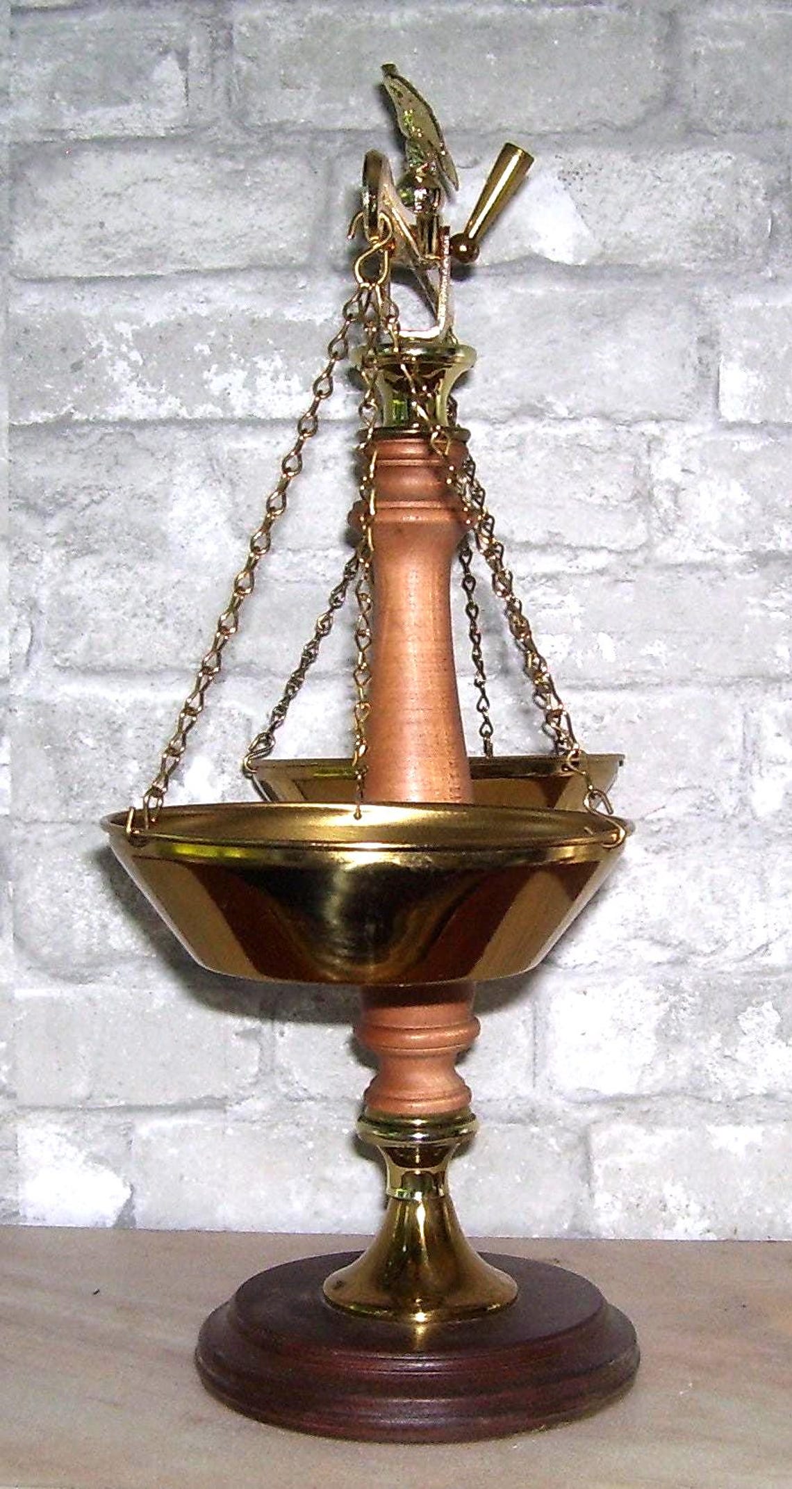 Colonial Scale Gail A Ware by Gailstyn / Brass Double Scale, Eagle Top ...