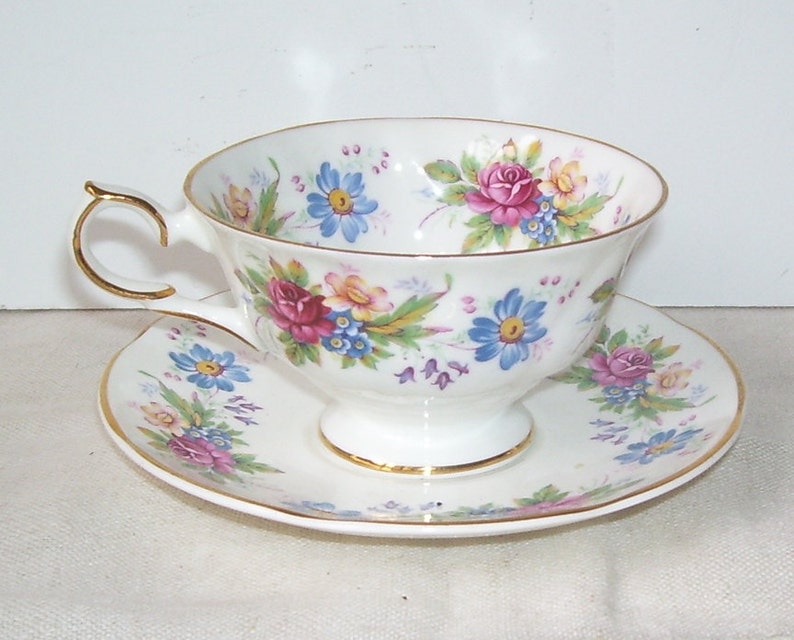 Springfield Bone China Floral Teacup and Saucer, Made in England, Gold Trimmed Teapot English Vintage Teacup Set, English Cottage, image 4