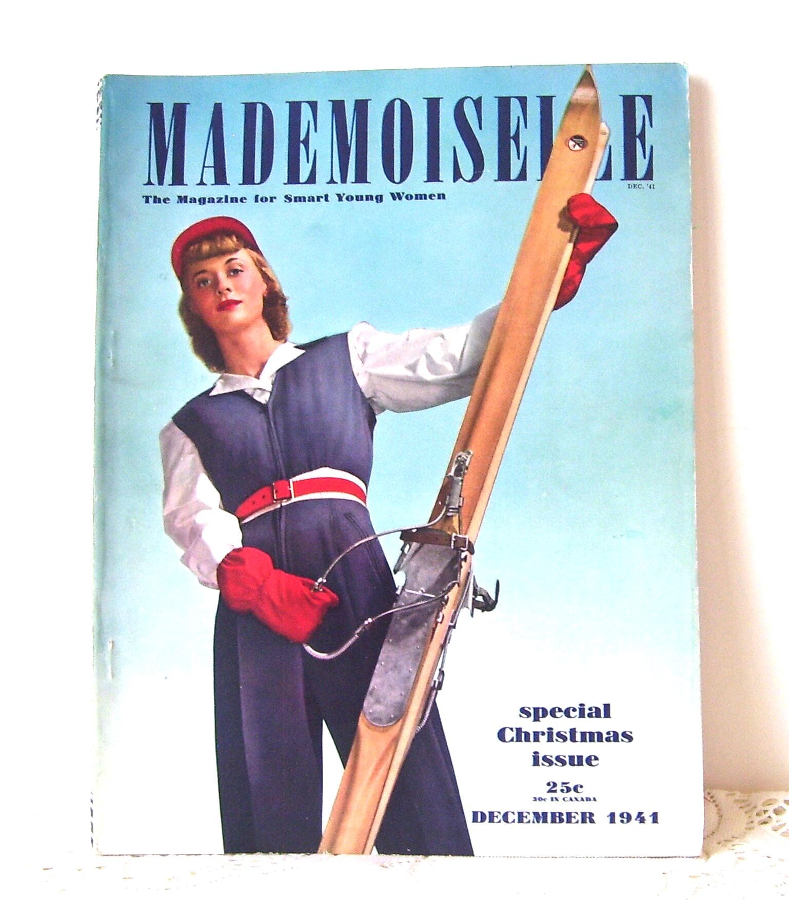 Mademoiselle Magazine December 1941 - Special Christmas Issue - 193 Pages Complete - Car Ads, Fashion Ads