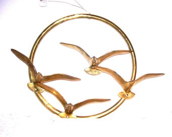 Brass Flying Sea Gulls In Hanging Round Ring - 4 Mid Century Seagulls - Beach Decor