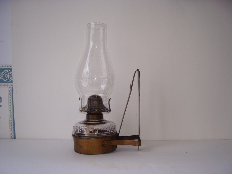 Queen Anne Oil Lamp No. 2 With Copper Wall Holder Farm House Etsy