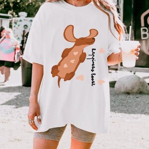 Cute Dog Art Unisex T-Shirt, Pet Lover Gift, Animal Lovers Tee, Happy Dog Illustration, Funny Pet Humor, Casual Wear,Dachshund