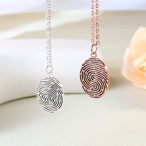 Personalised Actual Fingerprint Necklace,Gold Oval Fingerprint Necklace,Custom Fingerprint Pendant,Handwriting Jewelry,Memorial Gift for Mom