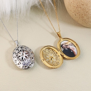 Personalized Oval Locket Necklace with Photo,Engraved Oval Necklace,Photo Locket Necklace,Hollow Pattern Locket,Christmas Gift,Gift for Her