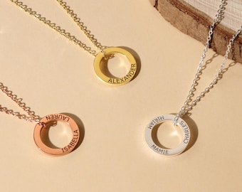 Silver Circle Name Necklace,Personalized Engraved Name Necklace,Personalized Circle Necklace,Gift for Mom,Christmas day,Family Necklace